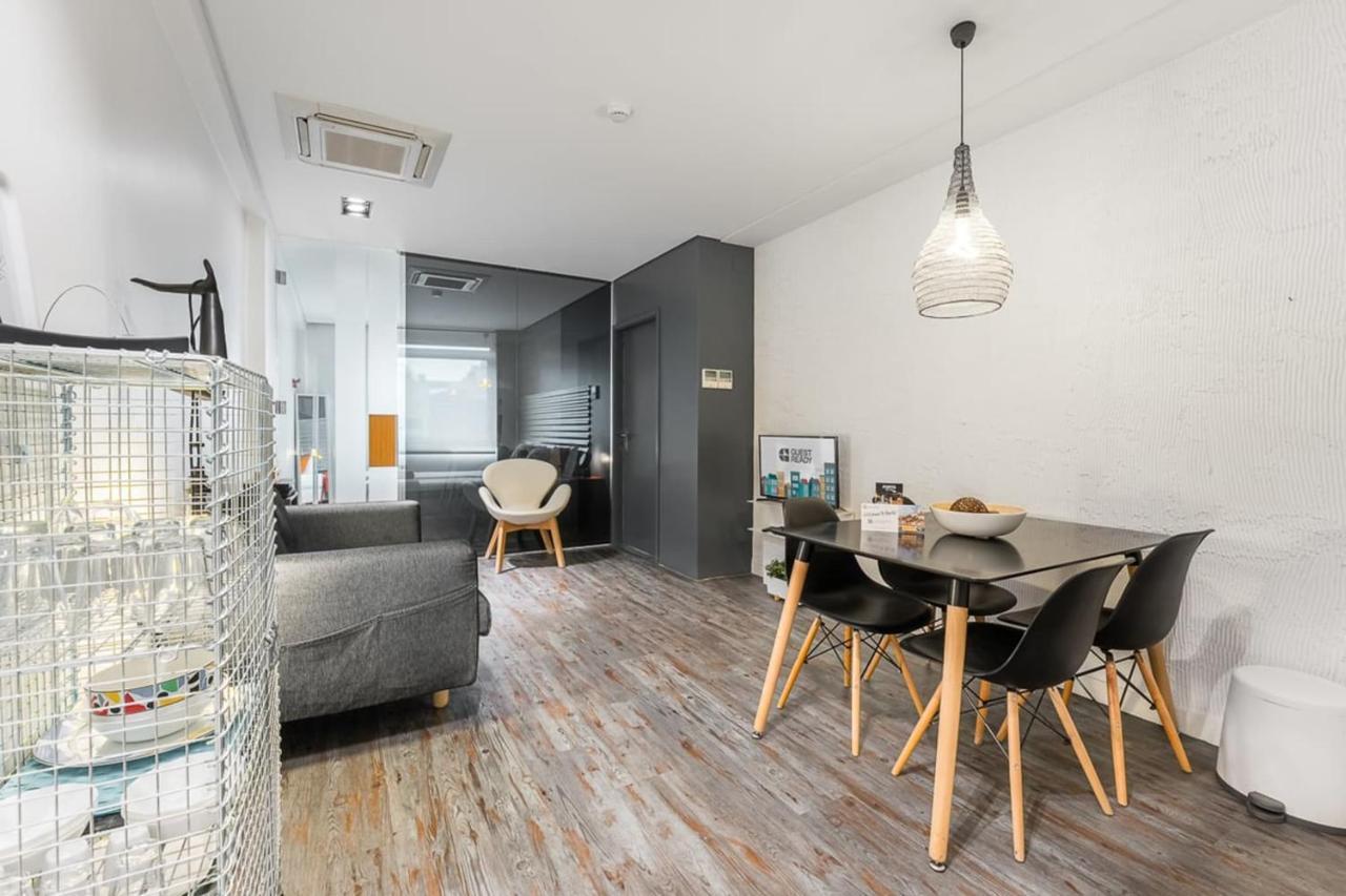 Apartament Guestready - A Polished Retreat Near St Catarina Porto Zewnętrze zdjęcie
