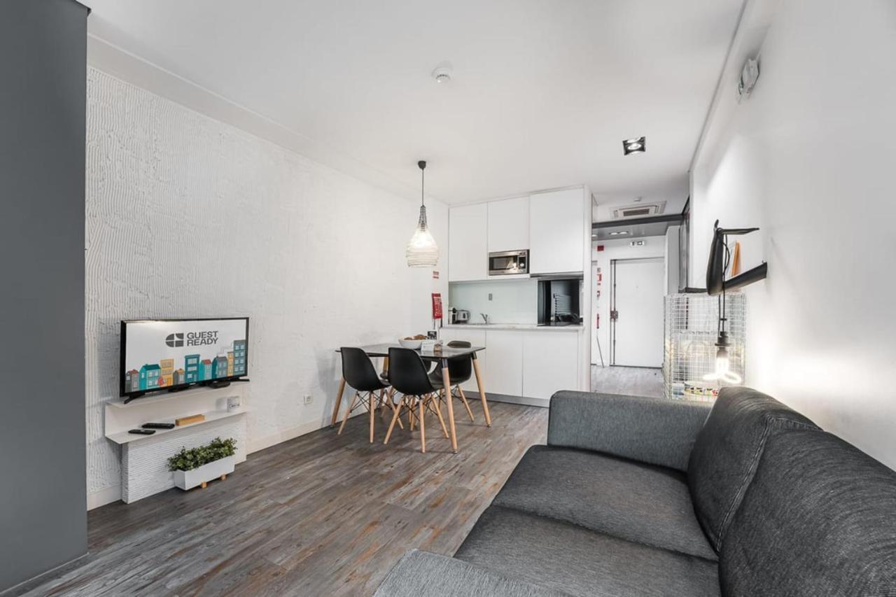 Apartament Guestready - A Polished Retreat Near St Catarina Porto Zewnętrze zdjęcie